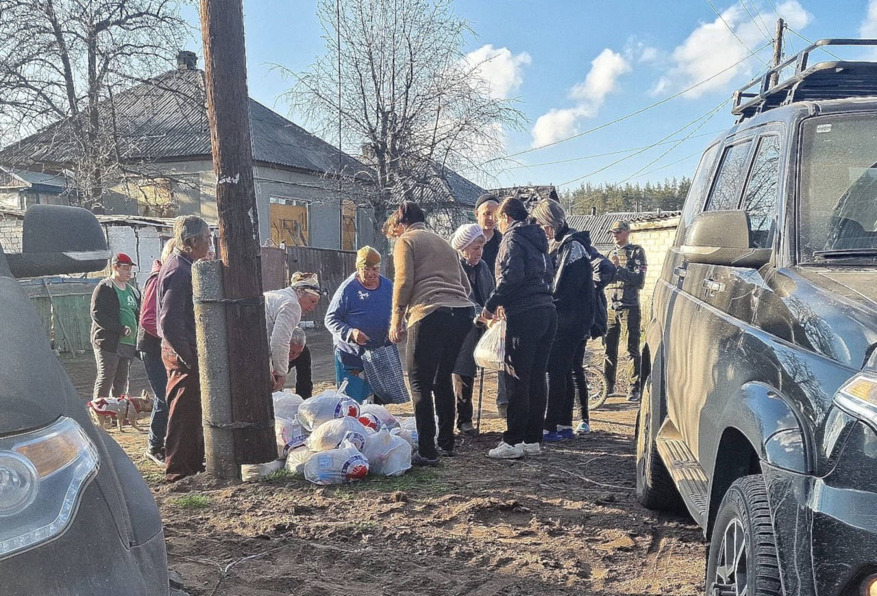 Заставка для - Приходы Луганской епархии собирают гуманитарную помощь. Мы можем помочь