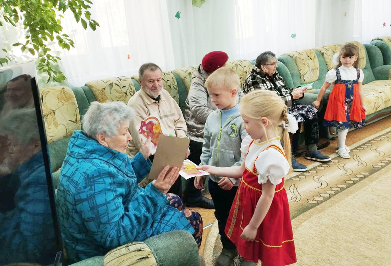Заставка для - Рождественское чудо в Кинешме: дарим праздник вместе!