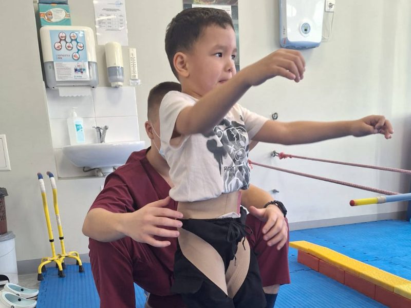 #Спасибо! Дархан Смаилов успешно прошёл курс реабилитации, стал сильнее и увереннее в своих движениях #Спасибо! Дархан Смаилов успешно прошёл курс реабилитации, стал сильнее и увереннее в своих движениях